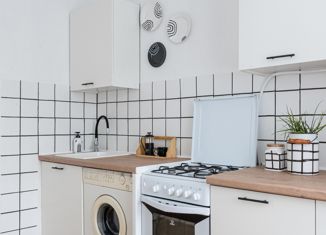 Продажа двухкомнатной квартиры, 38 м2, Москва, Перекопская улица, 10к1, Перекопская улица