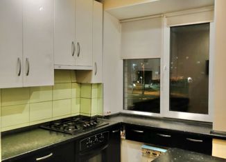 Продаю 2-ком. квартиру, 45 м2, Петергоф, Ропшинское шоссе, 3