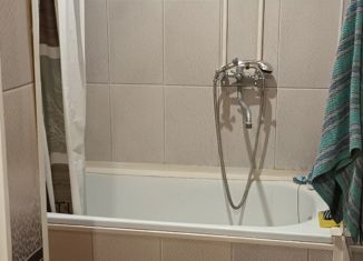 Продажа 2-ком. квартиры, 42.7 м2, Галич, улица Гоголя, 12