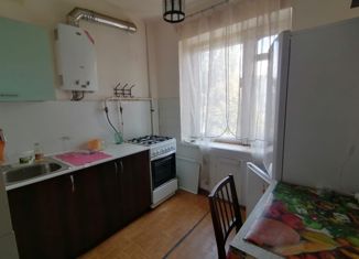 Продается двухкомнатная квартира, 41.2 м2, Батайск, улица Луначарского, 179