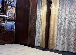 Продам 3-комнатную квартиру, 63 м2, Саратов, улица имени Н.А. Некрасова, 98