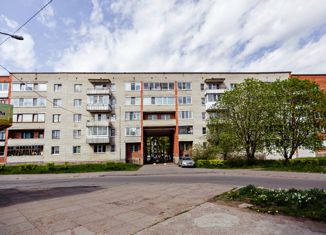 4-ком. квартира на продажу, 73 м2, Сосновый Бор, проспект Героев, 55
