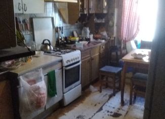 Продаю 3-ком. квартиру, 71.3 м2, Кронштадт, проспект Ленина, 30