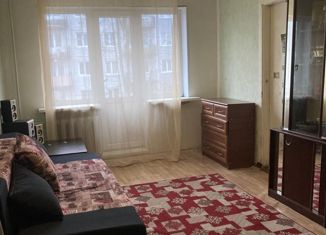 Продается двухкомнатная квартира, 56 м2, Ленинградская область, посёлок Заводской, 1