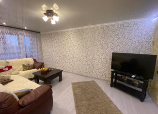 Продается трехкомнатная квартира, 60.5 м2, Зверево, Ивановская улица, 40