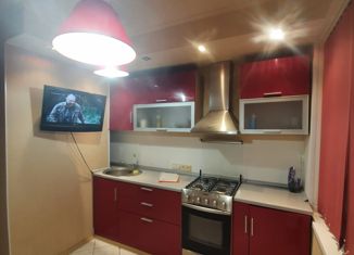 Продажа 3-комнатной квартиры, 74.2 м2, Волосово, улица Красных Командиров, 8