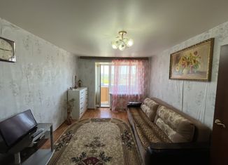 Сдам 1-ком. квартиру, 34 м2, Александров, улица Топоркова, 1