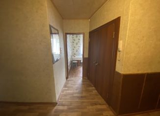Продам трехкомнатную квартиру, 64.8 м2, Ростов, Ленинская улица, 64А