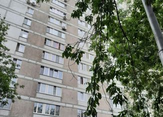 Продается трехкомнатная квартира, 64.7 м2, Москва, улица Маршала Захарова, 13, метро Орехово