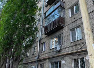 Продается трехкомнатная квартира, 55.7 м2, Саратов, улица имени В.И. Чапаева, 4