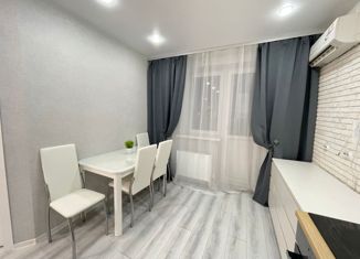 Продам 1-ком. квартиру, 39 м2, Краснодар, улица Петра Метальникова, 3/1к1, ЖК Акварели