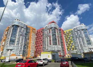 Продаю двухкомнатную квартиру, 81.1 м2, Москва, Рублёвское шоссе, 70к7, метро Крылатское