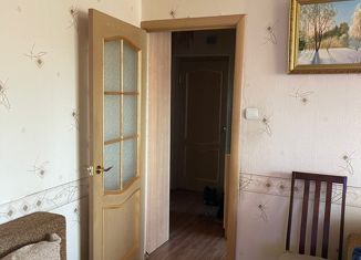 Продаю 4-ком. квартиру, 75.3 м2, Еманжелинск, улица Герцена, 16А