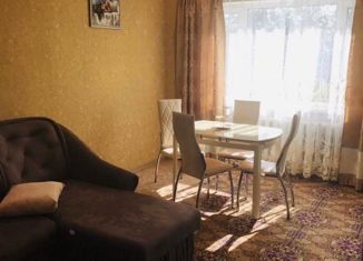 Продам 3-ком. квартиру, 61.7 м2, село Ленинское, улица Ленина, 3