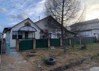 Продаю дом, 80 м2, поселок городского типа Прогресс, улица Постышева, 46