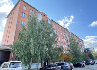 Пятикомнатная квартира на продажу, 106.9 м2, Бийск, улица Михаила Кутузова, 11/1