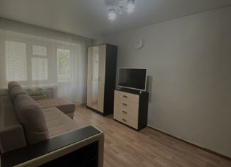 Сдаю 1-ком. квартиру, 28.5 м2, Стерлитамак, проспект Ленина, 67