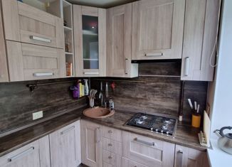 Продам 2-ком. квартиру, 61.8 м2, Покров, улица Герасимова, 24