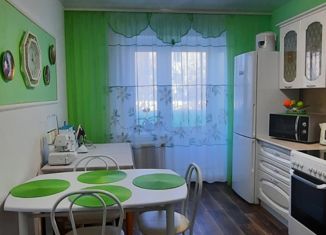2-комнатная квартира на продажу, 64 м2, Сосновоборск, улица Ленинского Комсомола, 42