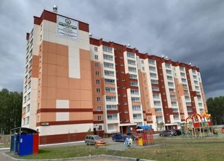 Продается 3-комнатная квартира, 90 м2, посёлок Рощино, Молодёжная улица, 10