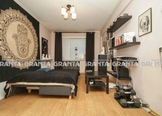 Продам 1-ком. квартиру, 30 м2, Красноярский край, Семафорная улица, 399