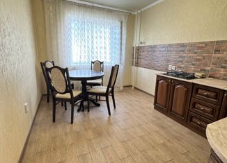 Продажа 1-комнатной квартиры, 40 м2, Орёл, улица Михалицына, 8А