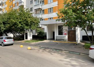 Продаю 2-комнатную квартиру, 53.7 м2, Москва, улица Генерала Белобородова, 18, улица Генерала Белобородова
