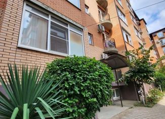 Продажа однокомнатной квартиры, 37 м2, Краснодар, улица имени Сергея Есенина, 135, ЖК Лучезарный