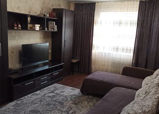 Продам 2-комнатную квартиру, 65.3 м2, Саратовская область, Комсомольская улица, 162