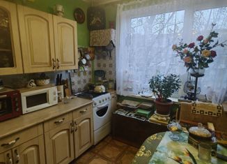 Продается 2-комнатная квартира, 48 м2, Выборг, улица Кривоносова, 11