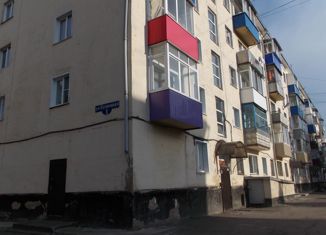 Продается двухкомнатная квартира, 39.1 м2, Мыски, Кузнецкая улица, 1