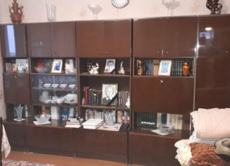 Продается трехкомнатная квартира, 61 м2, Касимов, площадь Победы, 16