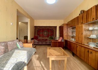 Продается 1-комнатная квартира, 32 м2, Смоленск, улица Румянцева, 5, Промышленный район