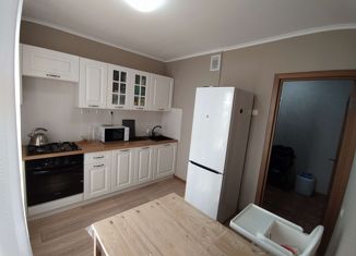 Продажа 4-комнатной квартиры, 84.7 м2, Элиста, 2-й микрорайон, 15, 2-й микрорайон