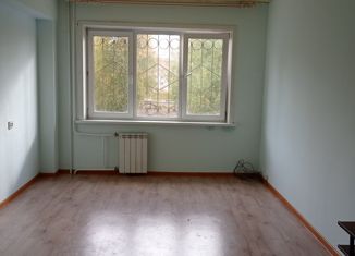 Квартира в аренду студия, 24 м2, Усолье-Сибирское, проспект Космонавтов, 3