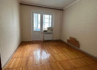 Продаю 3-ком. квартиру, 75 м2, Тырныауз, улица Мусукаева, 8