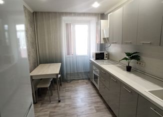 Продается двухкомнатная квартира, 50 м2, Оренбург, проспект Гагарина, 33/3