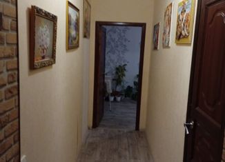 Продается 3-комнатная квартира, 59 м2, село Бурибай, улица Шаймуратова, 13А