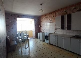 Продам четырехкомнатную квартиру, 166 м2, село Каскара, улица Северный микрорайон, 6