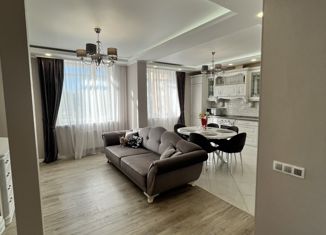 Продается трехкомнатная квартира, 90 м2, Санкт-Петербург, улица Верности, 17, Калининский район