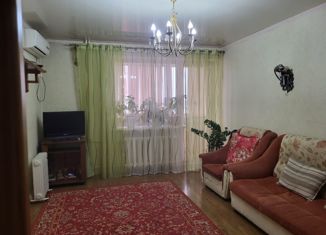 Продам 3-ком. квартиру, 61.6 м2, Оренбург, улица Орлова, 4