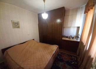 Продажа 4-комнатной квартиры, 60 м2, Омск, Волгоградская улица, 12Б, Кировский округ