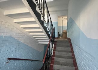 Продажа двухкомнатной квартиры, 50.2 м2, Кронштадт, проспект Ленина, 8