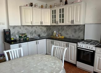 Продажа 4-ком. квартиры, 88.4 м2, Якутск, Ново-Карьерная улица, 20/4, Сайсарский округ