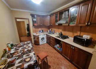 Продаю 2-комнатную квартиру, 54 м2, станица Ессентукская, улица Гагарина, 11