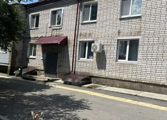 Продаю двухкомнатную квартиру, 47.3 м2, Уссурийск, улица Вострецова, 122А