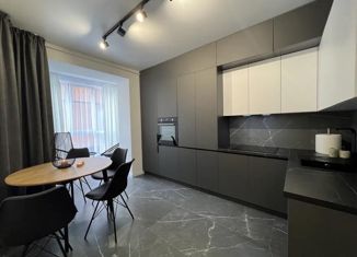 Продается двухкомнатная квартира, 56 м2, Хабаровский край, Краснодарская улица, 17Б