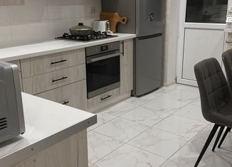 1-ком. квартира на продажу, 40 м2, Абинск, Комсомольский проспект, 144к2