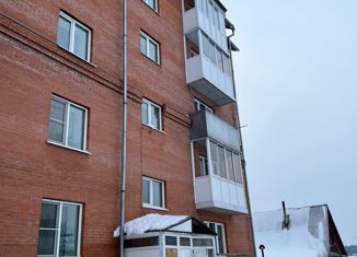 Продается однокомнатная квартира, 40 м2, посёлок городского типа Яшкино, Ленинская улица, 48