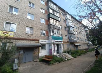 Продажа двухкомнатной квартиры, 39 м2, Красноуфимск, улица Мизерова, 80